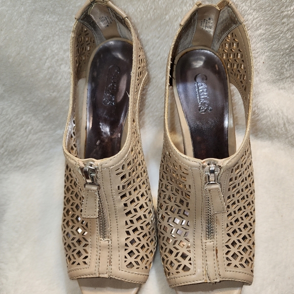 Shoes - Picture 2 of 4